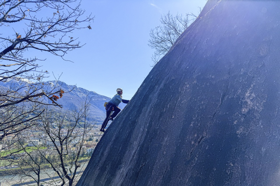 Klettern am warmem Fels